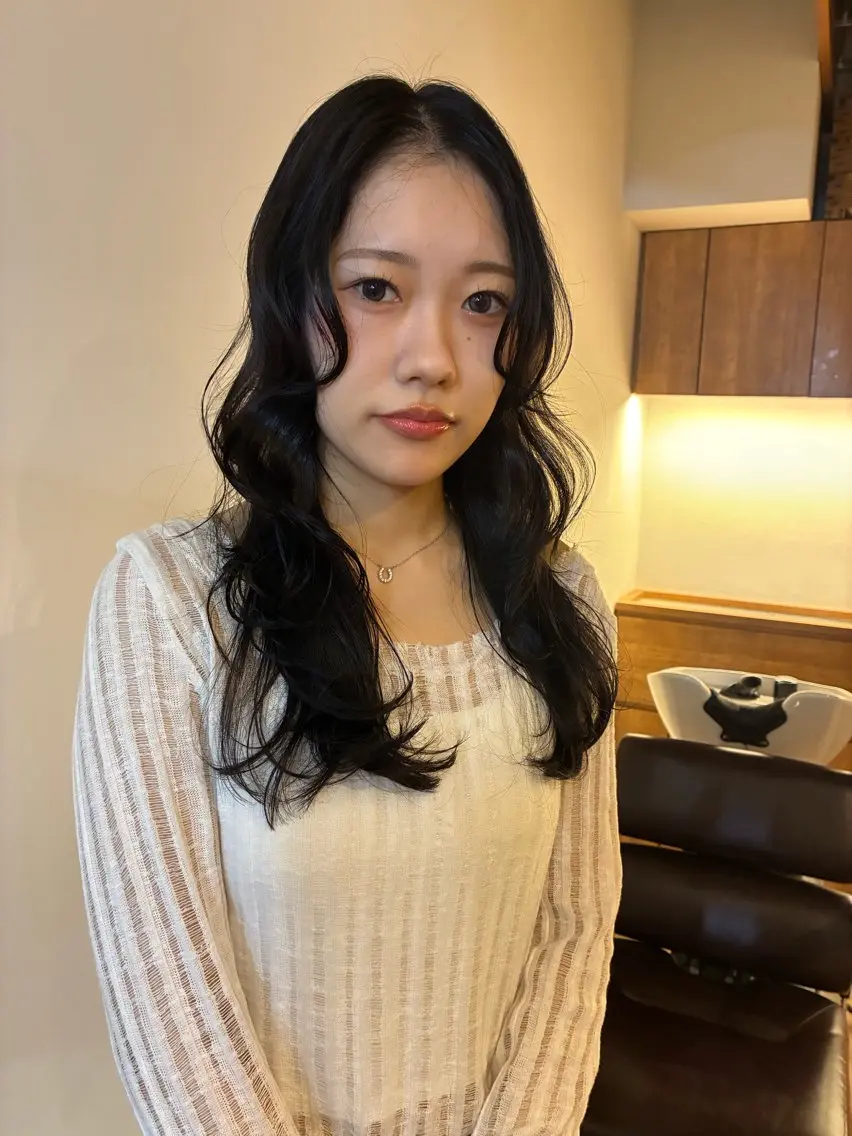 セミロング カット ヘアカラー トリートメント nacoハイトーン ベージュ🍒のヘアスタイル