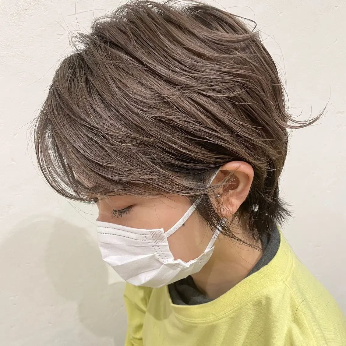 ショート カラー アッシュ ベージュカラー ハイトーンカラー ショートヘア ウルフカット カット 村上 遥香 店長スタイリストのヘアスタイル