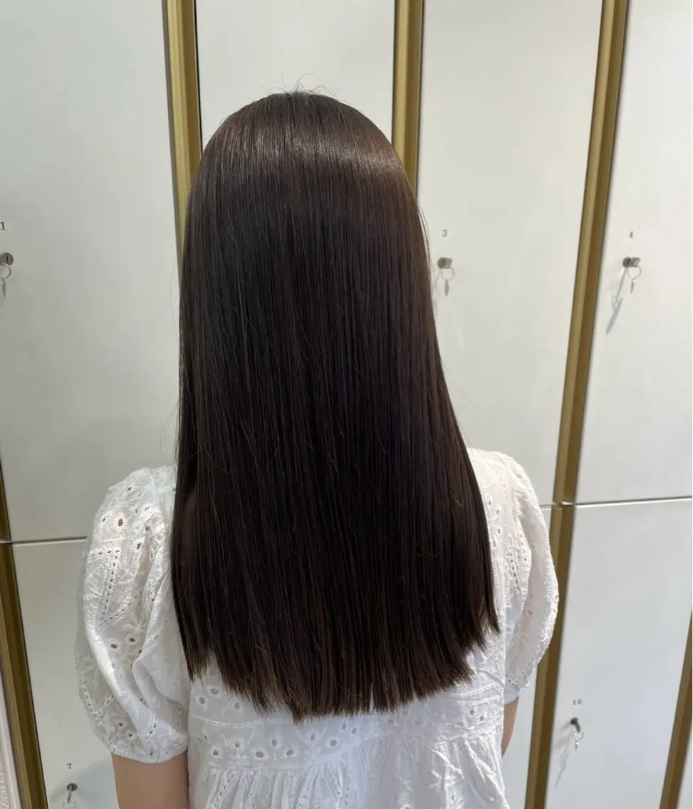 ロング ヘアカラー 海野 楓のヘアスタイル