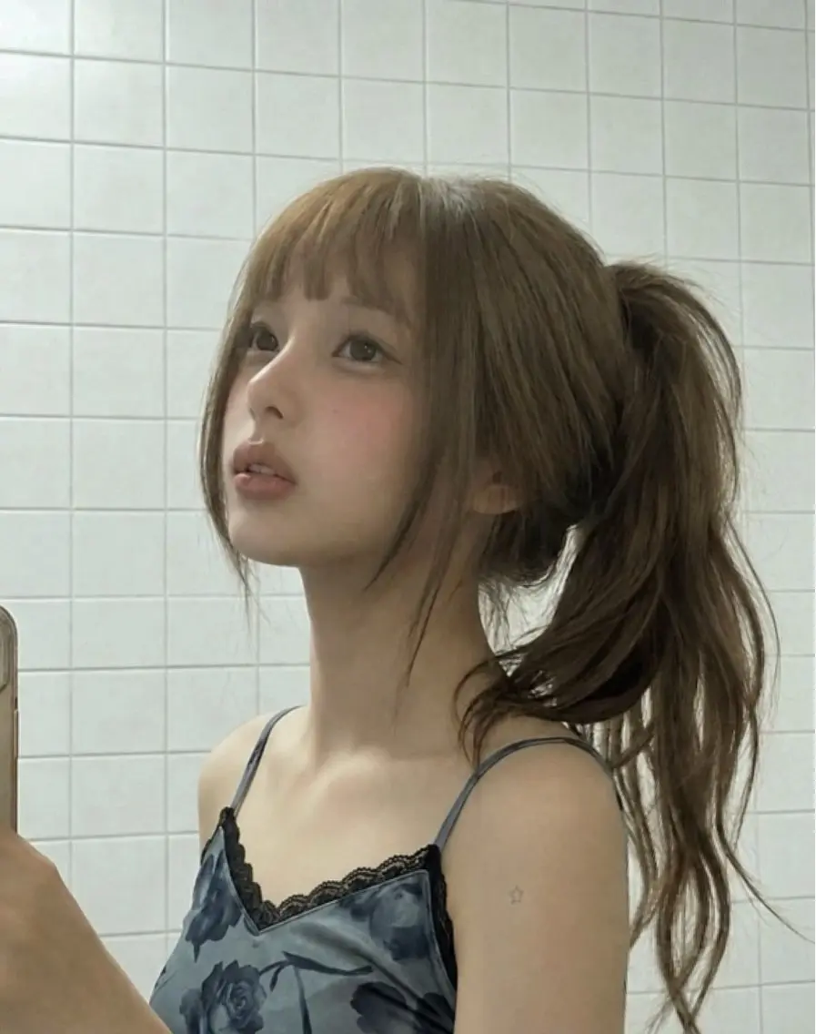 カラー 透明感カラー🫧 EMAのヘアスタイル
