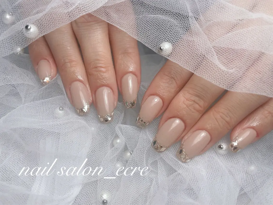 ネイル フレンチネイル ガラスフレンチ ゴールド シルバー nail salon _ecre_のネイルデザイン