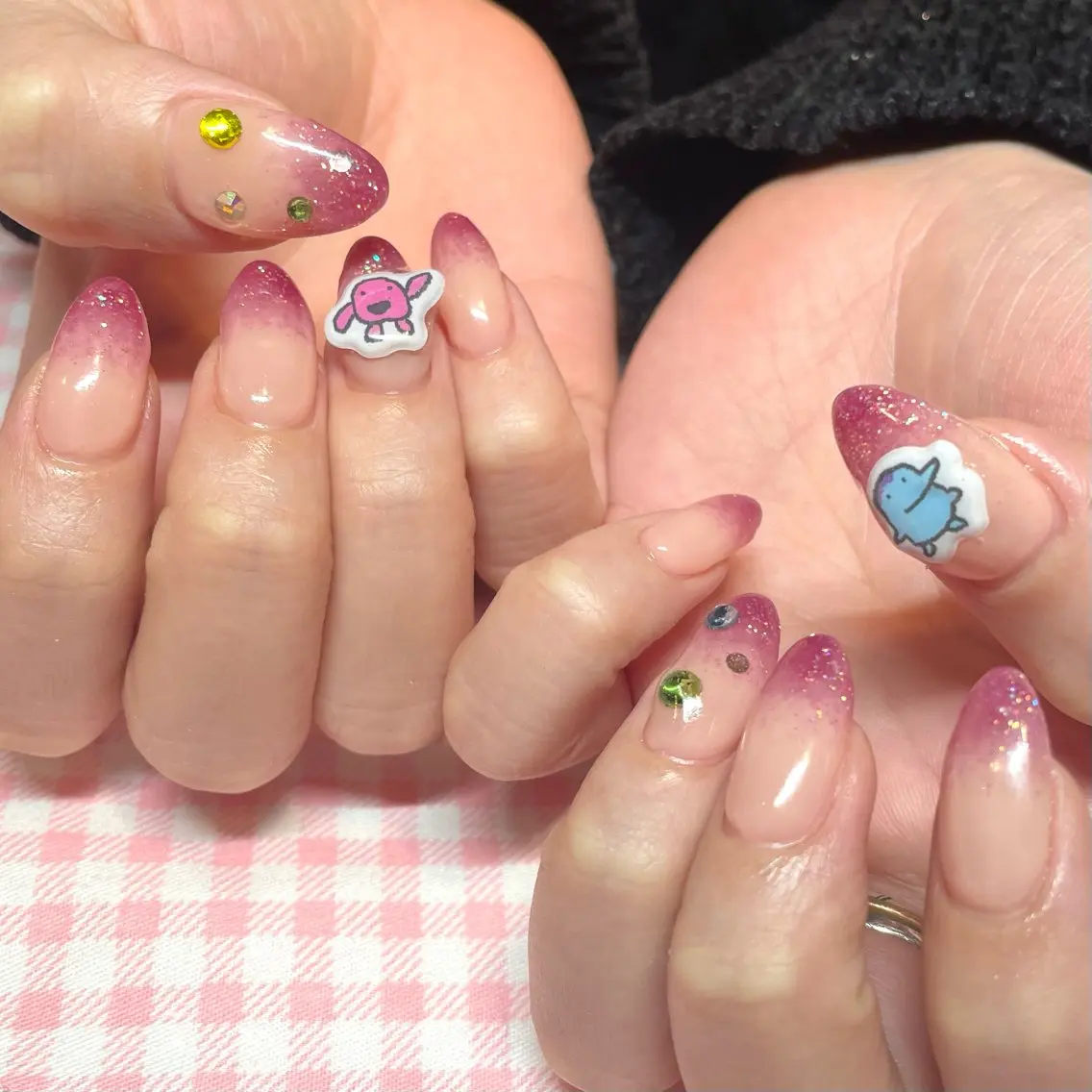 ネイル 持ち込み ハンドネイル Nail ヌシん家 AKANEのネイルデザイン