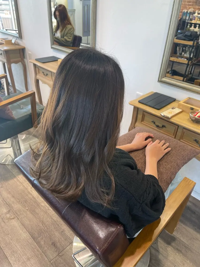 ロング カラー カット ヘアカラー Felice Erikaのヘアスタイル