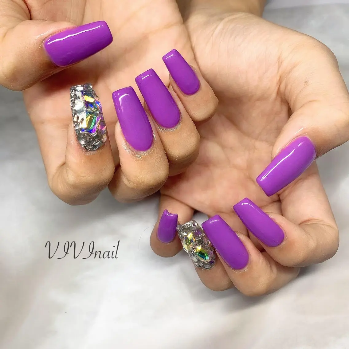 ネイル パープル ハンドネイル vivi nailのネイルデザイン