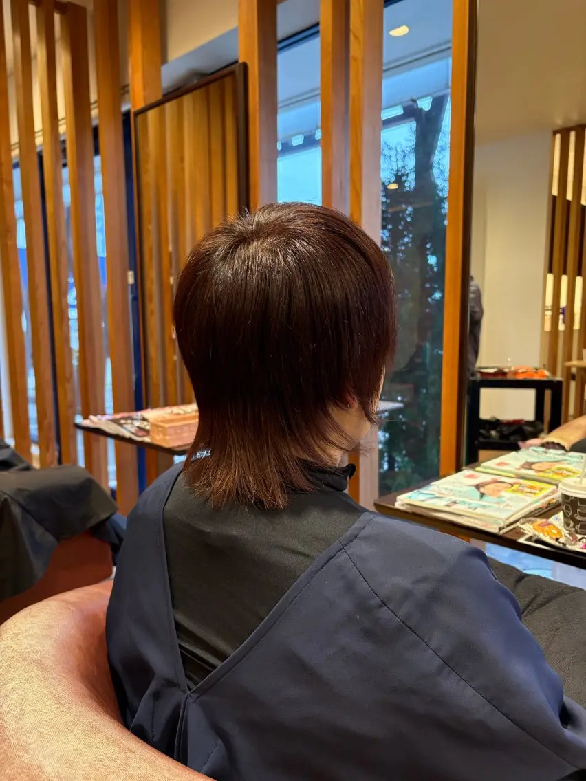 ショート カラー ブラウンカラー インナーカラー ナチュラルブラウン 山本 あやめ子のヘアスタイル