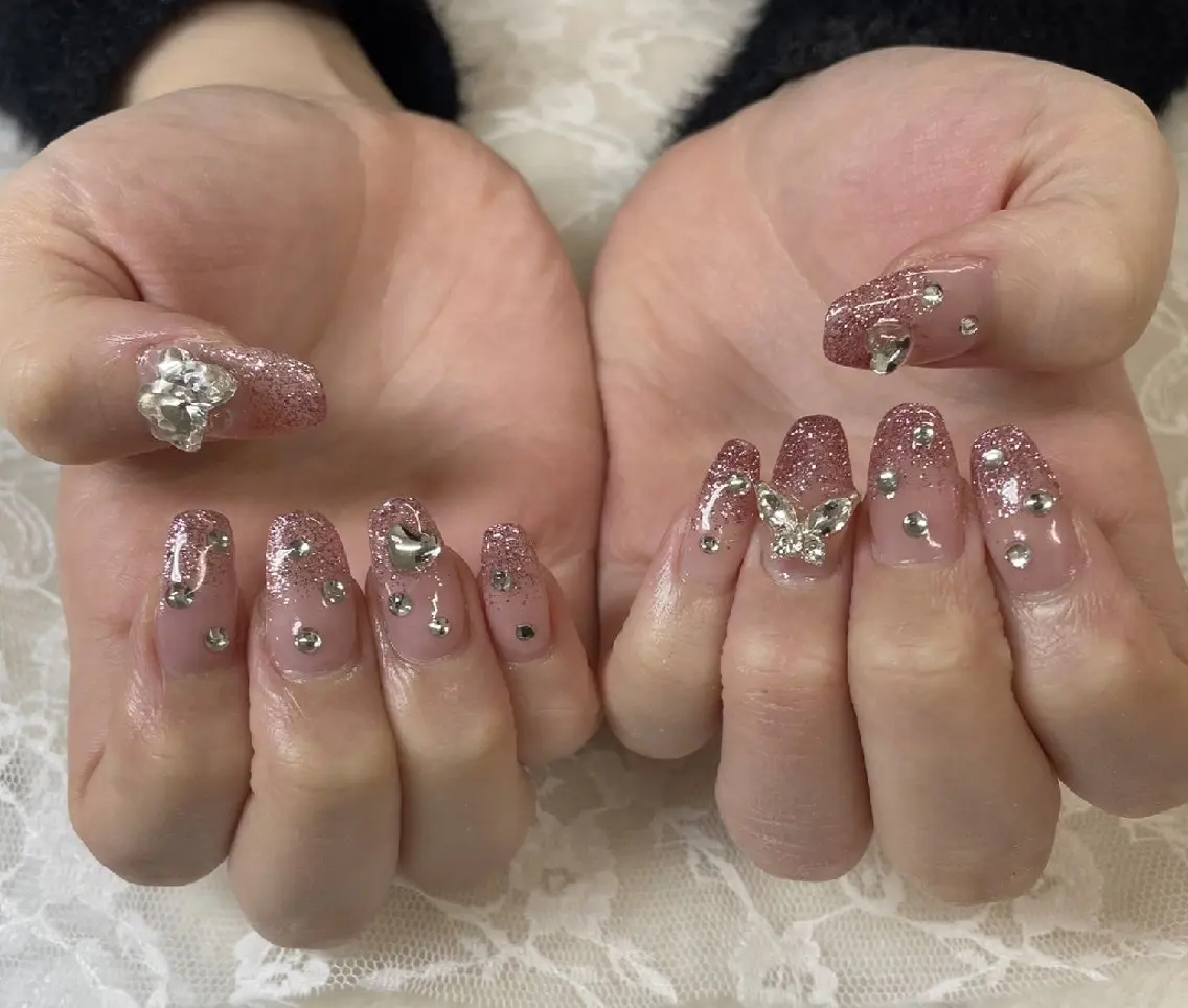 ネイル グラデーション ピンク ワンホンネイル ハンドネイル ハンドケア 心斎橋Salon Epokkuのネイルデザイン