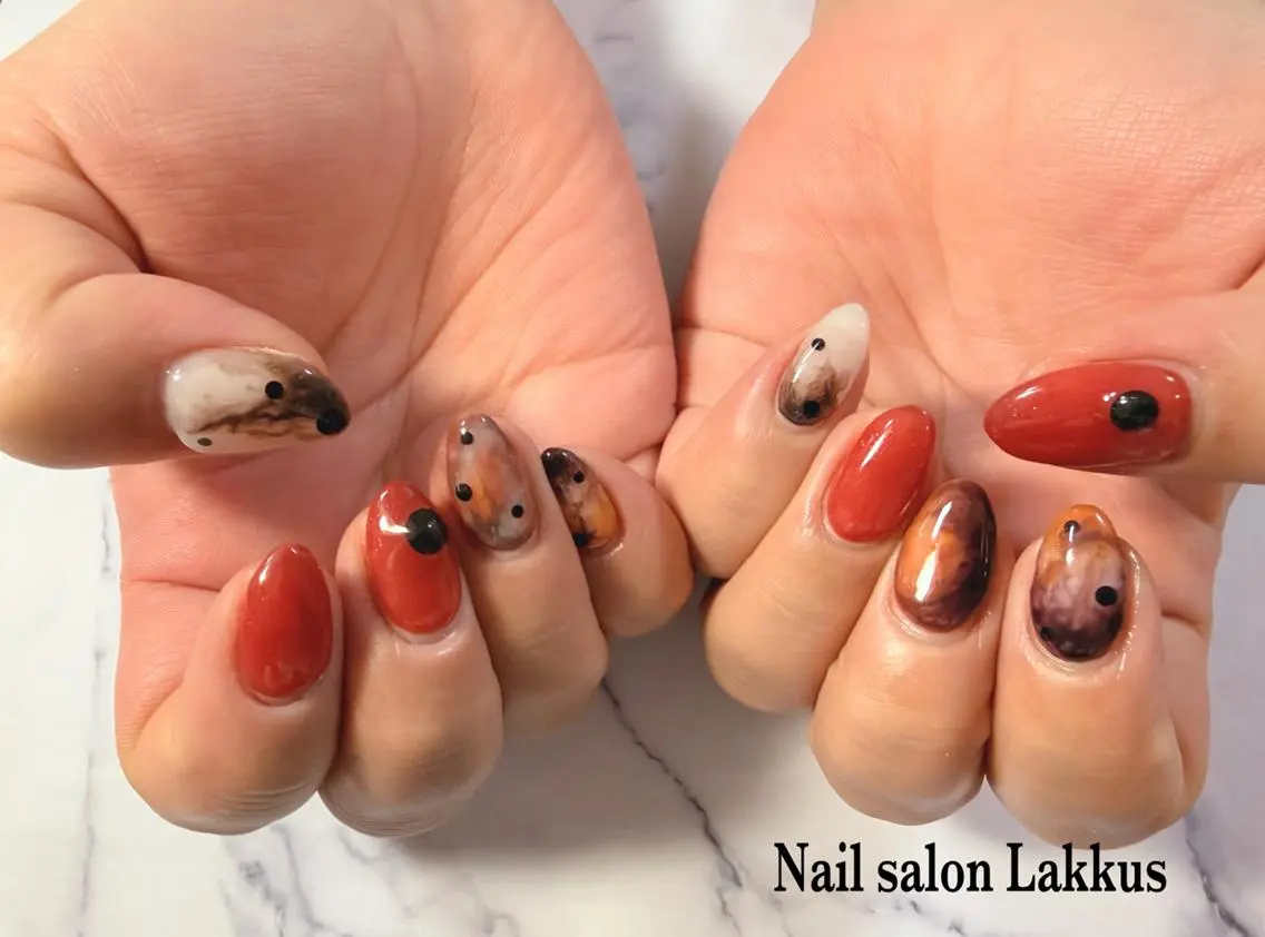 ネイル ニュアンスネイル Lakkus T－CHIのネイルデザイン