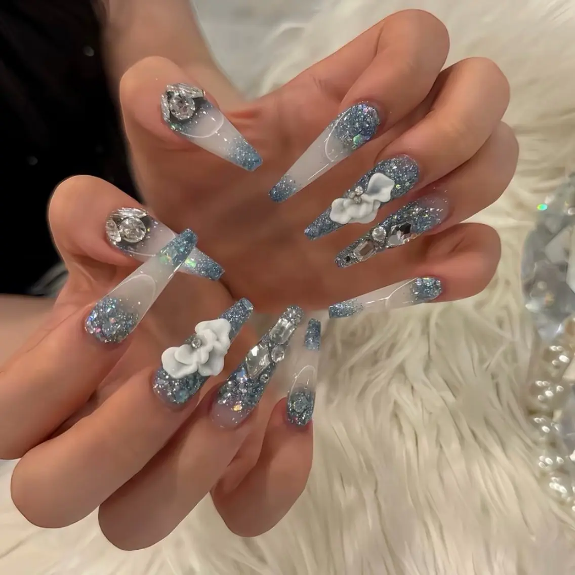 ネイル ハンドネイル Luna Gladeのネイルデザイン