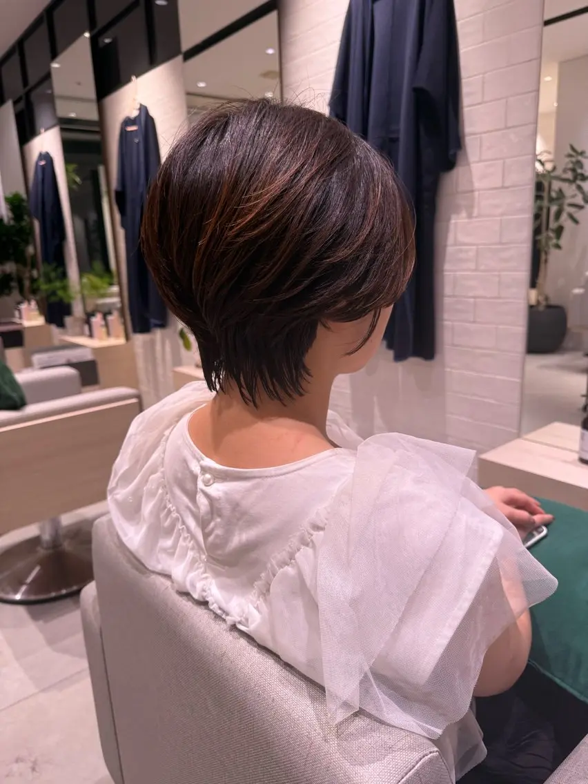 ショート 丸みショート ショートヘア カット 銀座/ハイレイヤー/ 艶髪カラー/田中颯士のヘアスタイル