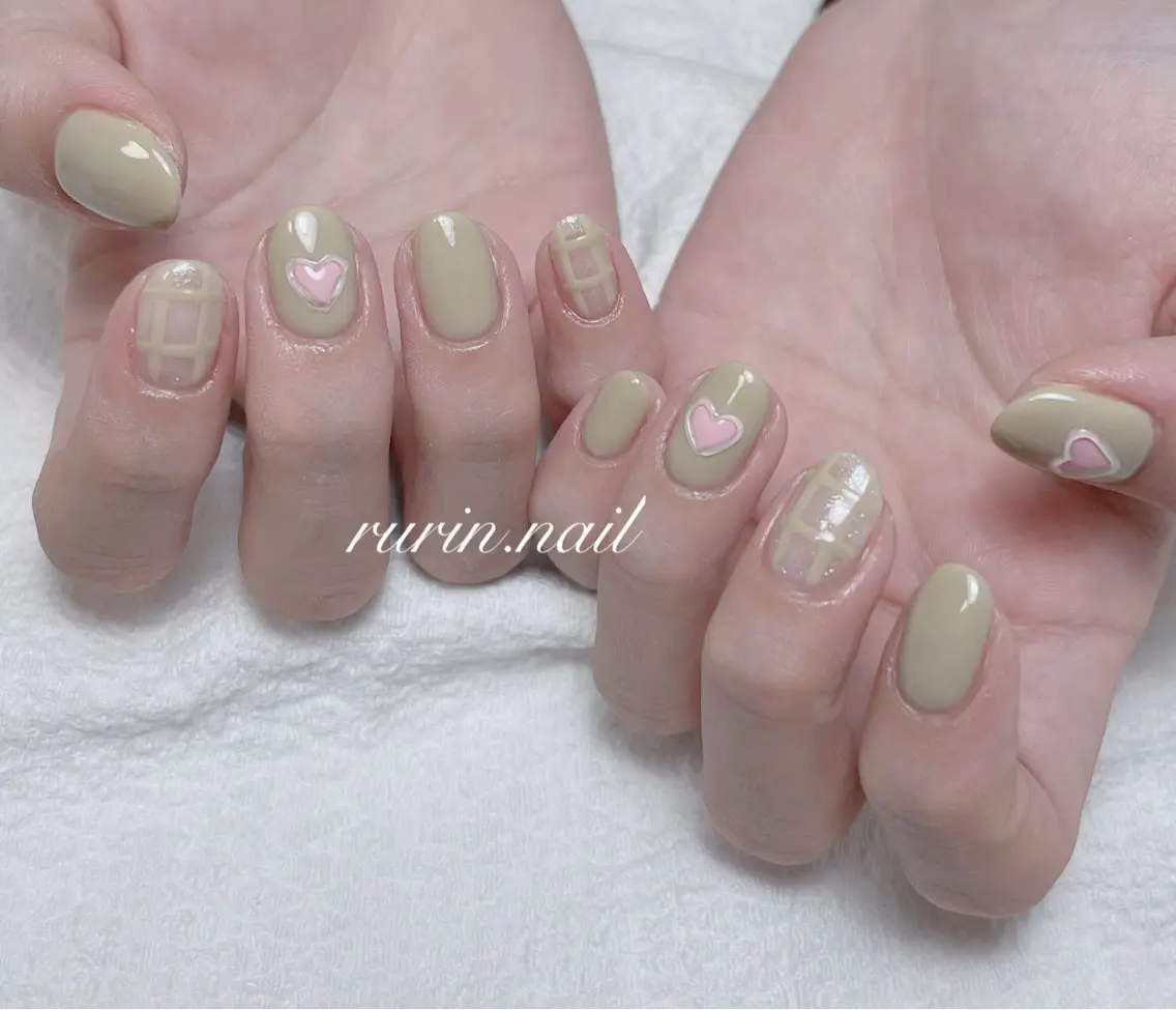 ネイル ジェルネイル ハンドネイル ルリン サロン💅のネイルデザイン