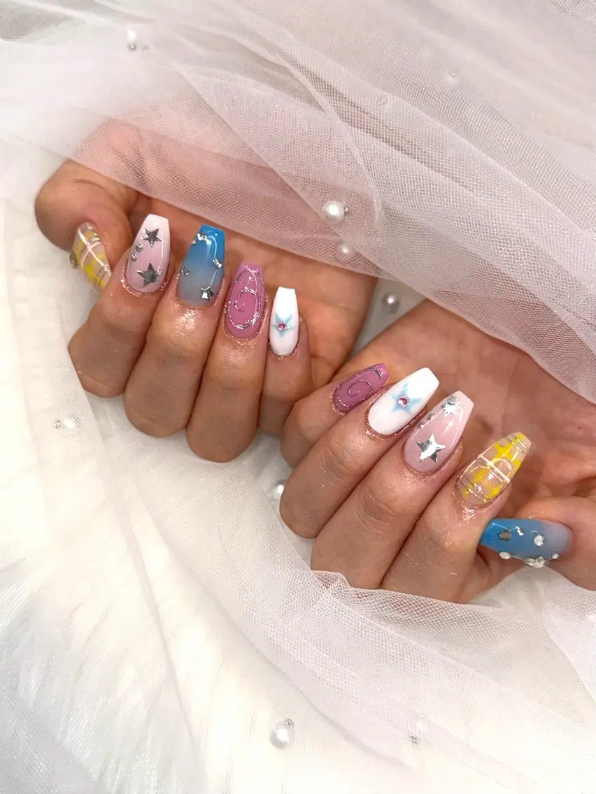 ネイル シノ シノのネイルデザイン