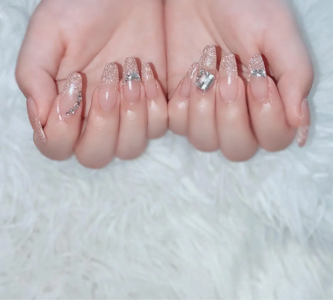 ネイル ハンドネイル ESPOIR Ｎのネイルデザイン