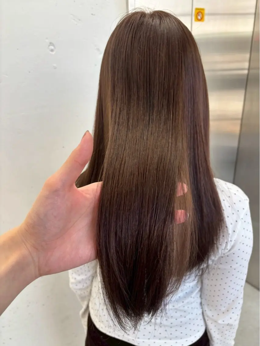ロング カラー ブリーチ ブラウンカラー モカブラウン ブリーチなしカラー トリートメント ヘアカラー 🩵しの🩵 JILLSTUDIOのヘアスタイル