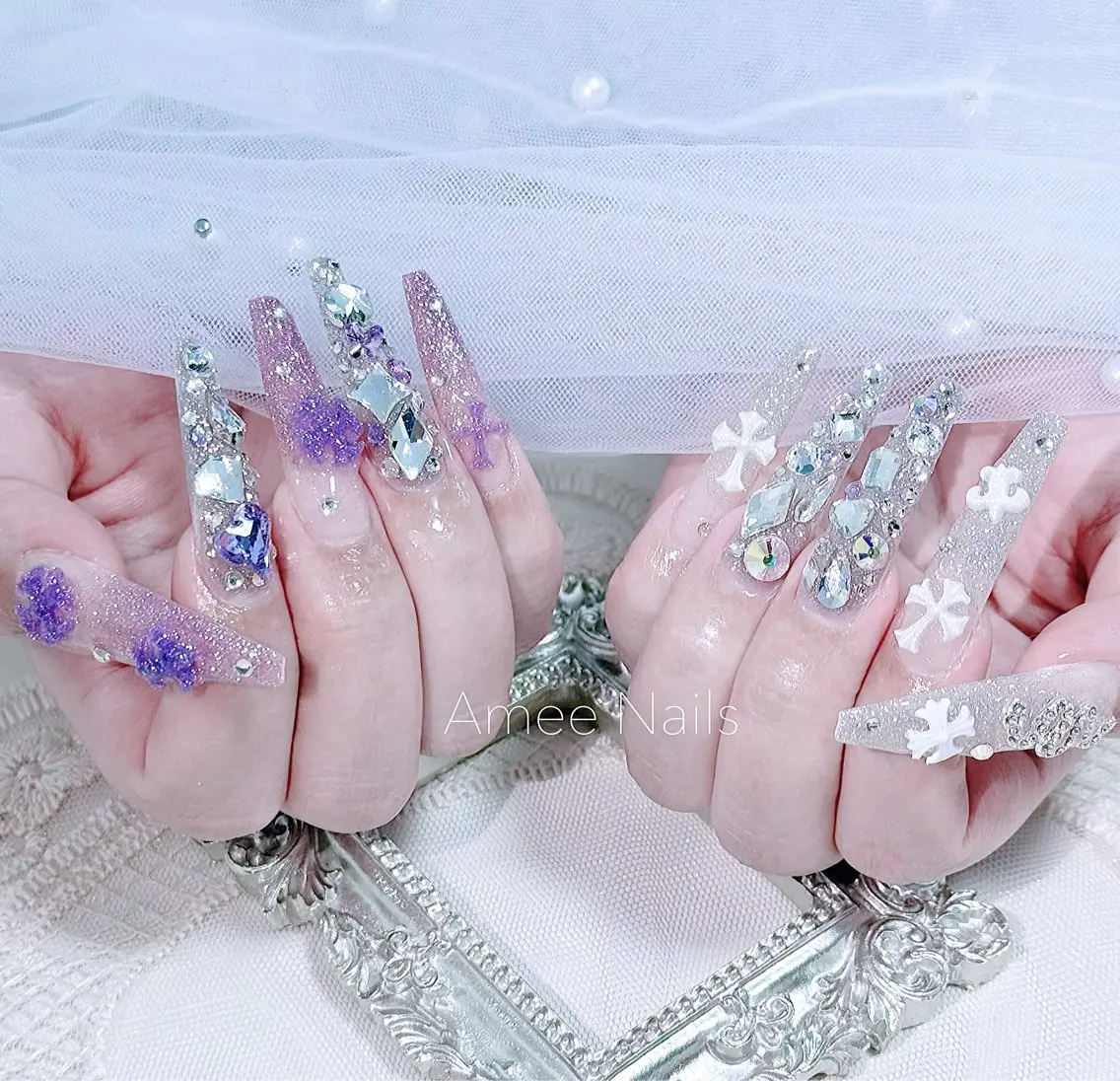 ネイル オーロラネイル クリアネイル フラッシュネイル ジェルネイル グラデーション ハンドネイル Amee Nail Salonのネイルデザイン