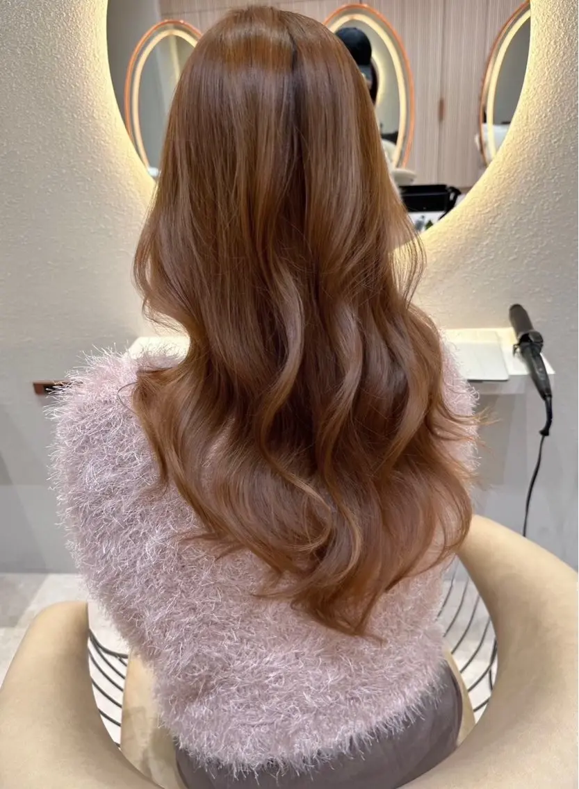ロング ヘアカラー トリートメント 伊藤 さくらのヘアスタイル