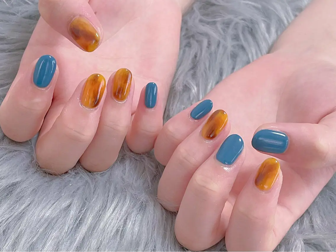 ミディアム Nina's nailのネイルデザイン