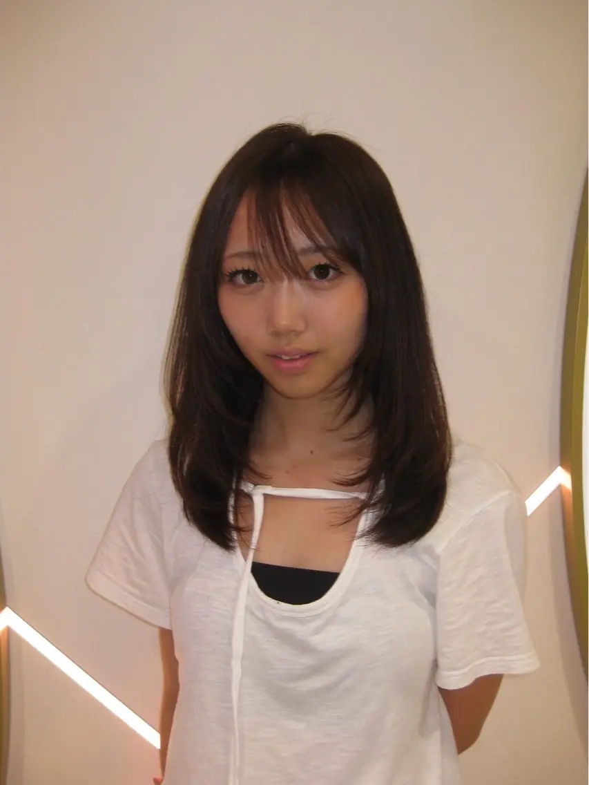 ミディアム カラー ブラウンカラー 似合わせカット ヘアカラー MONA kureaのヘアスタイル