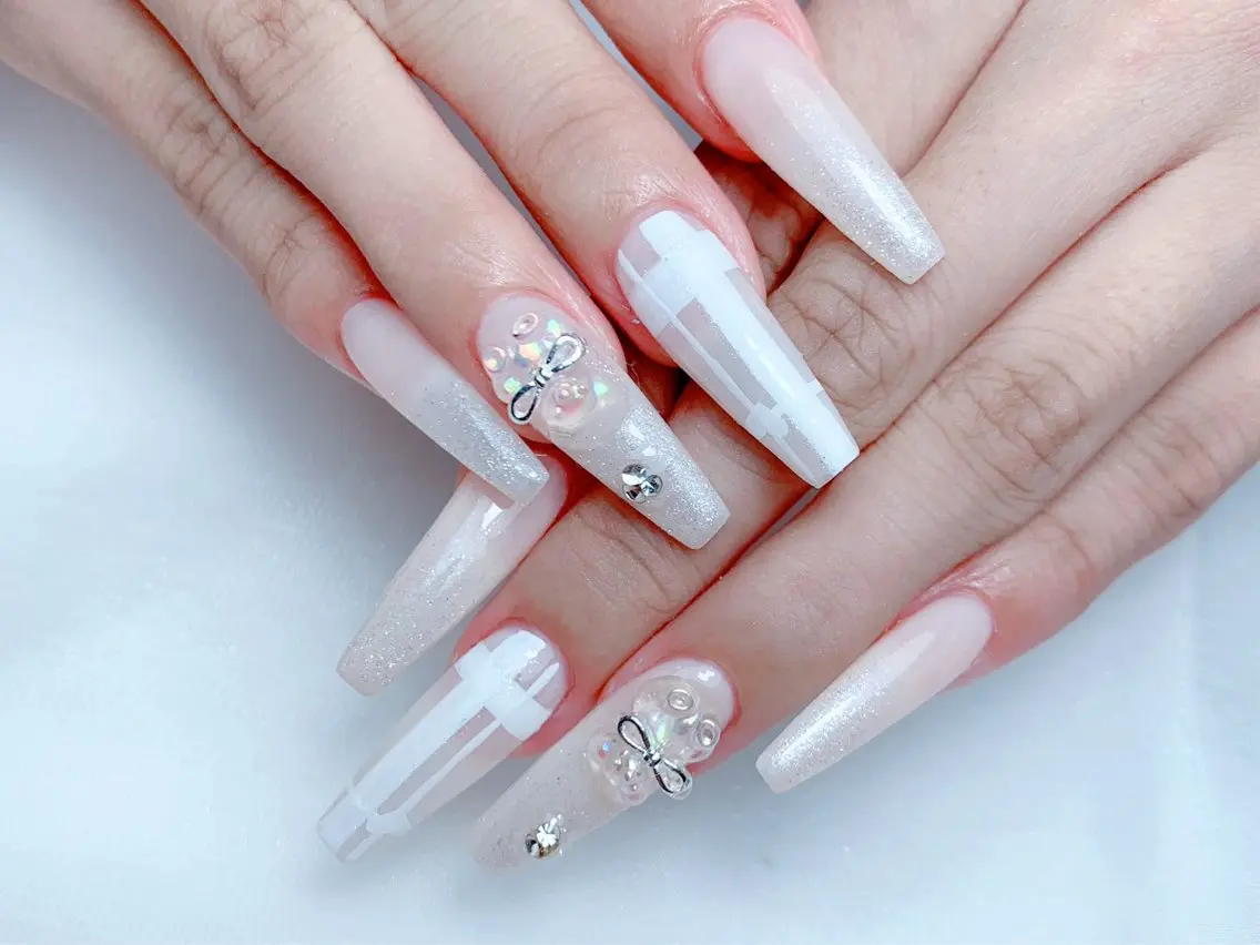 ネイル ハンドネイル M🌷nail 長さだし専門店のネイルデザイン
