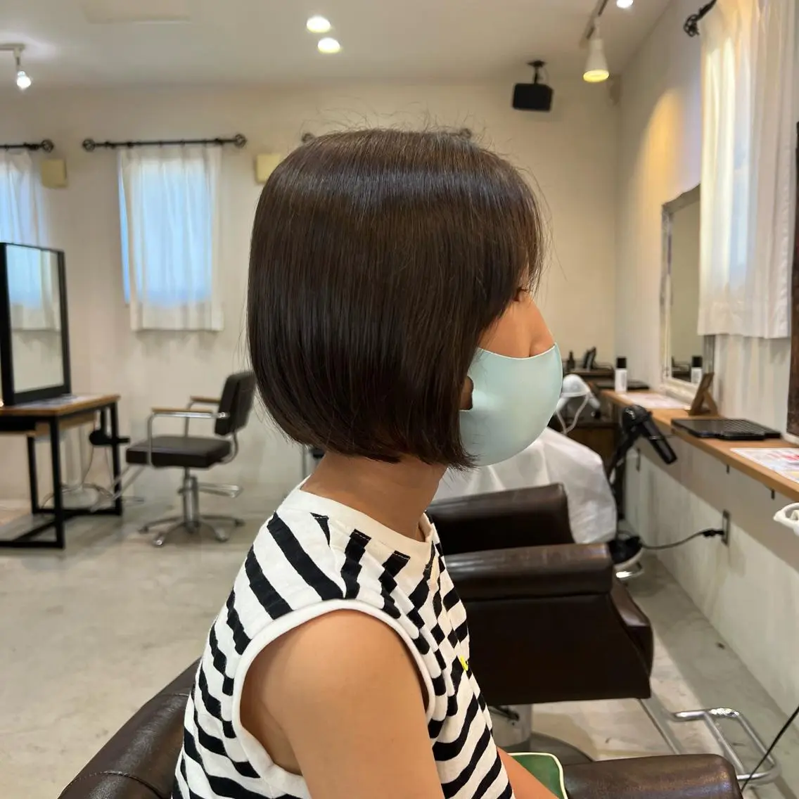 ショート キッズ 切りっぱなしボブ 👩🏼ミニボブのヘアスタイル