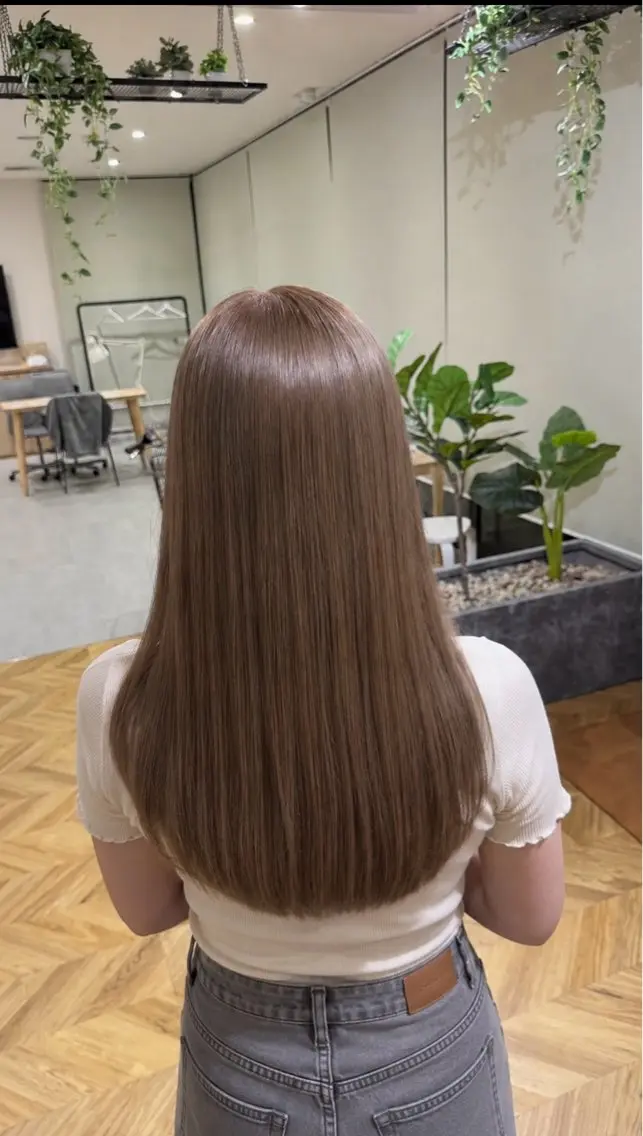 全頭ブリーチ!8/26.27.30、9/2.4🈳でございます!!是非お待ちしております!!✨の写真