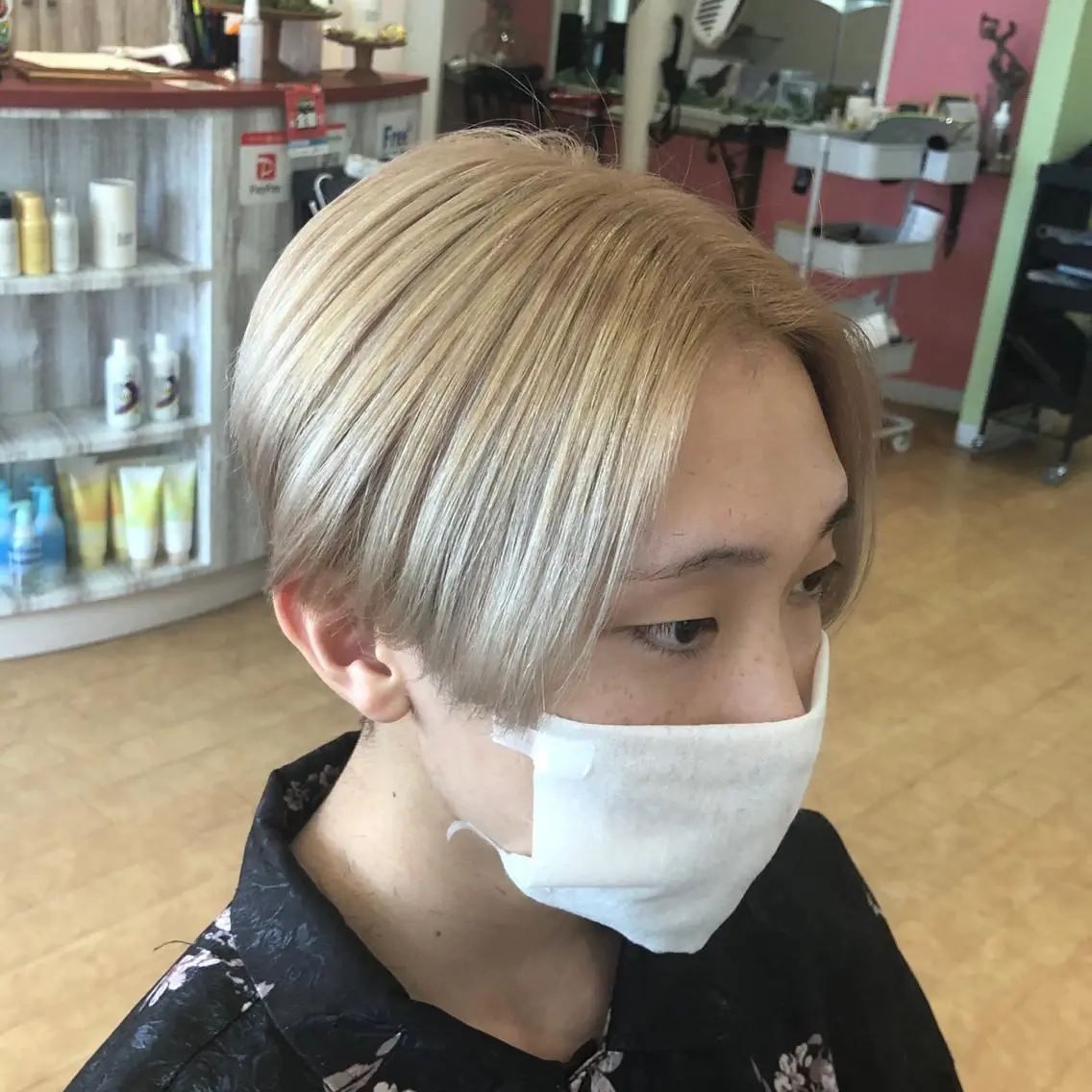 メンズカット&ダブルカラー(ケアブリーチ)の写真