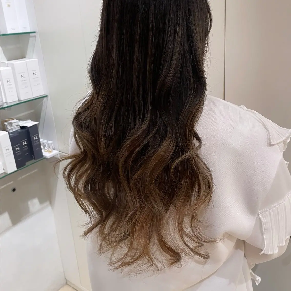 《 外国人風💗💛🧡 》グラデーションカラー ＋ケアブリーチ使用✨の写真