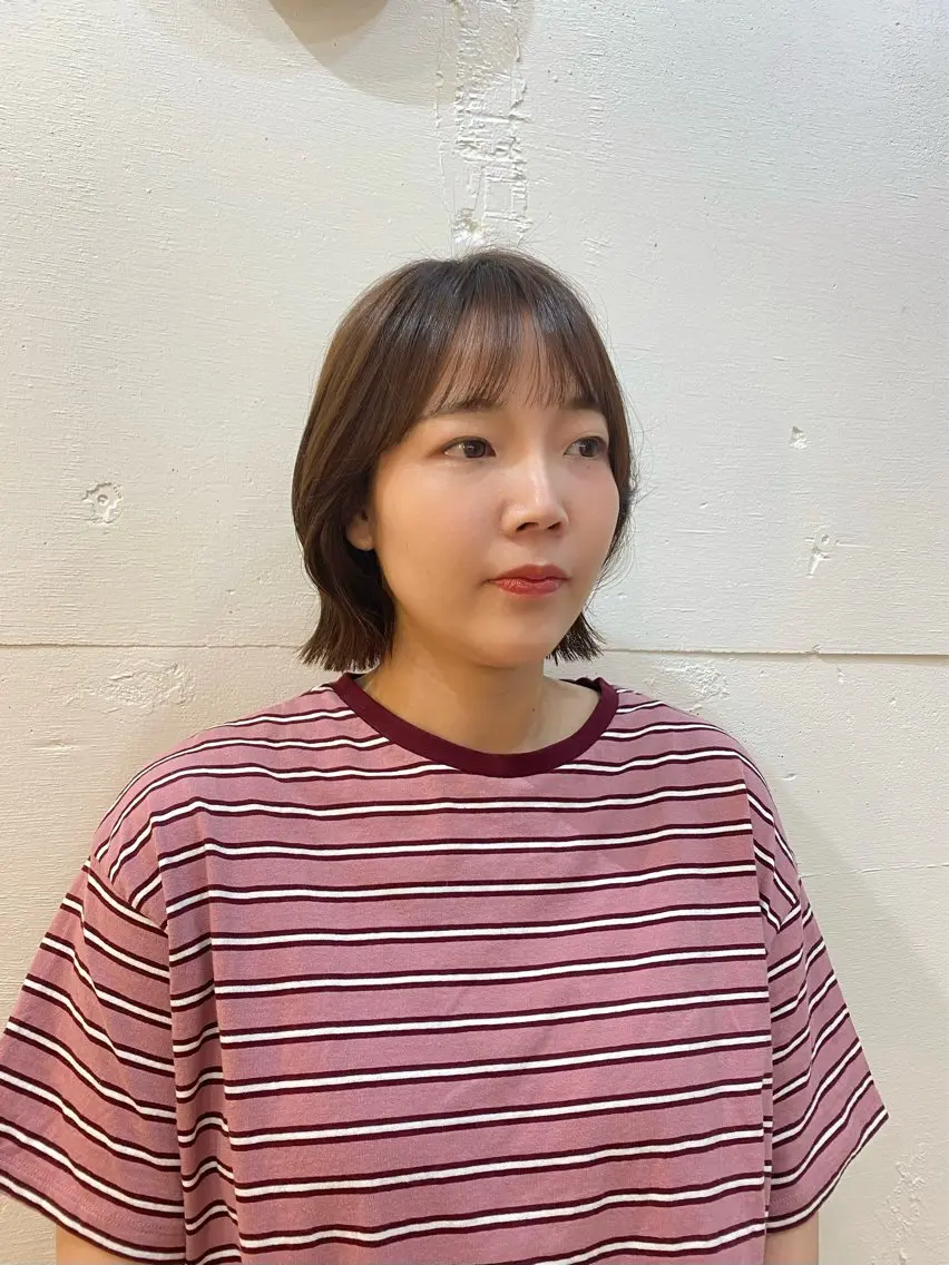 ミディアム カット 艶カラー／ストレート かとうゆうき🍯のヘアスタイル