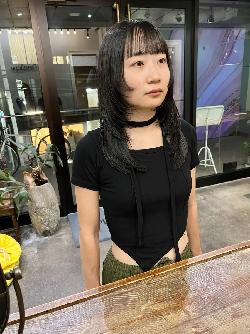 ロング ロングレイヤー 顔まわりレイヤー レイヤーカット ロング カット 千葉 郁也のヘアスタイル