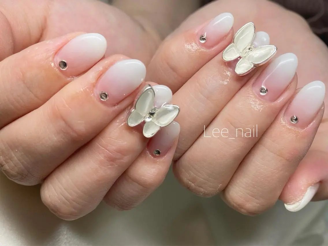 ネイル グラデーション ハンドネイル Lee_ nailのネイルデザイン