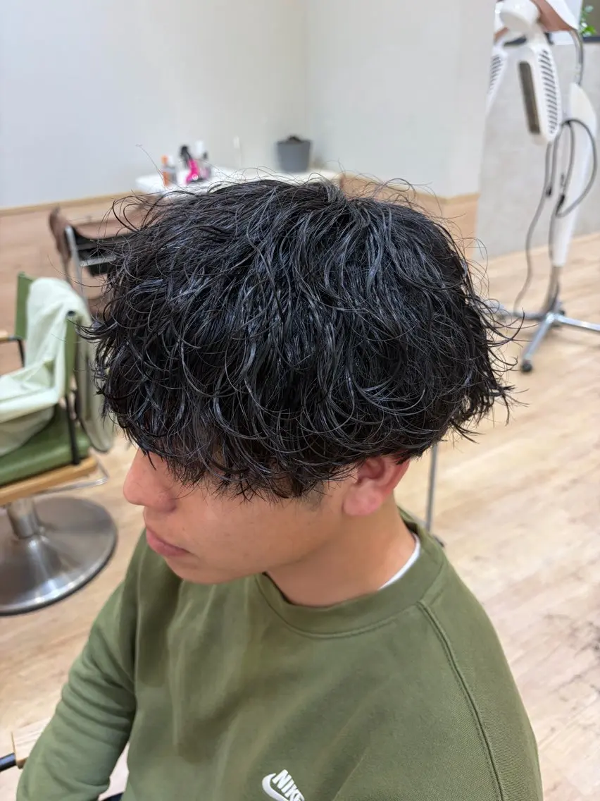 パーマ メンズ メンズパーマ 波巻きパーマ カット パーマ 小田 暉のヘアスタイル