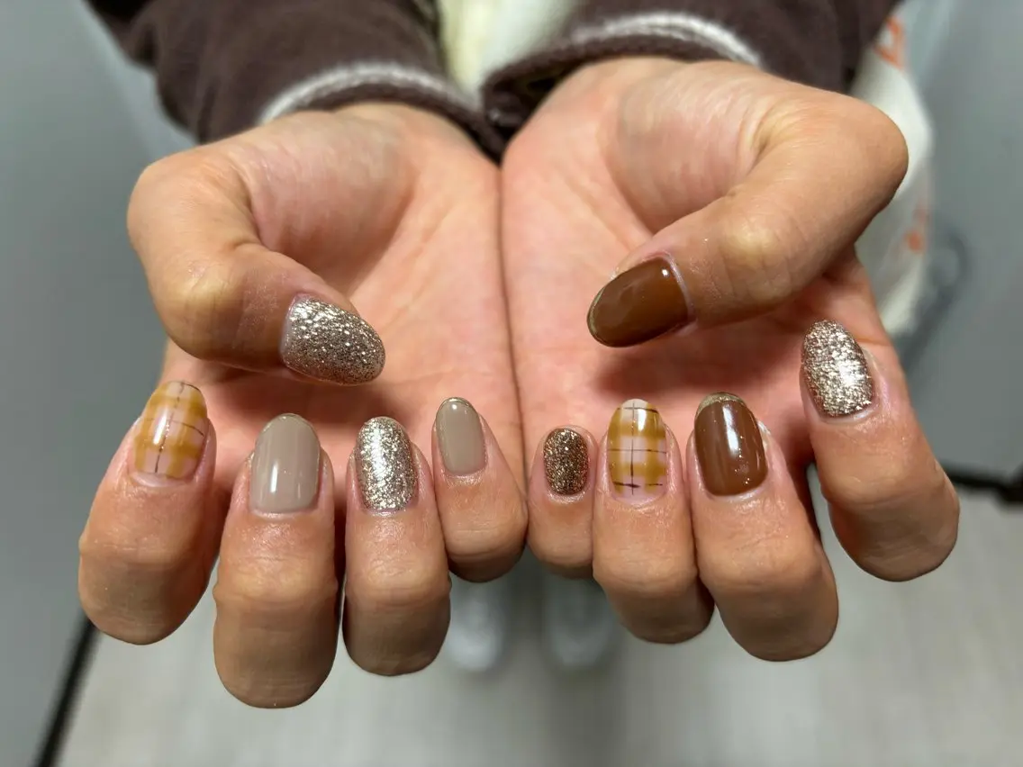 ネイル ブラウン Lani🌈Nail Konatsuのネイルデザイン