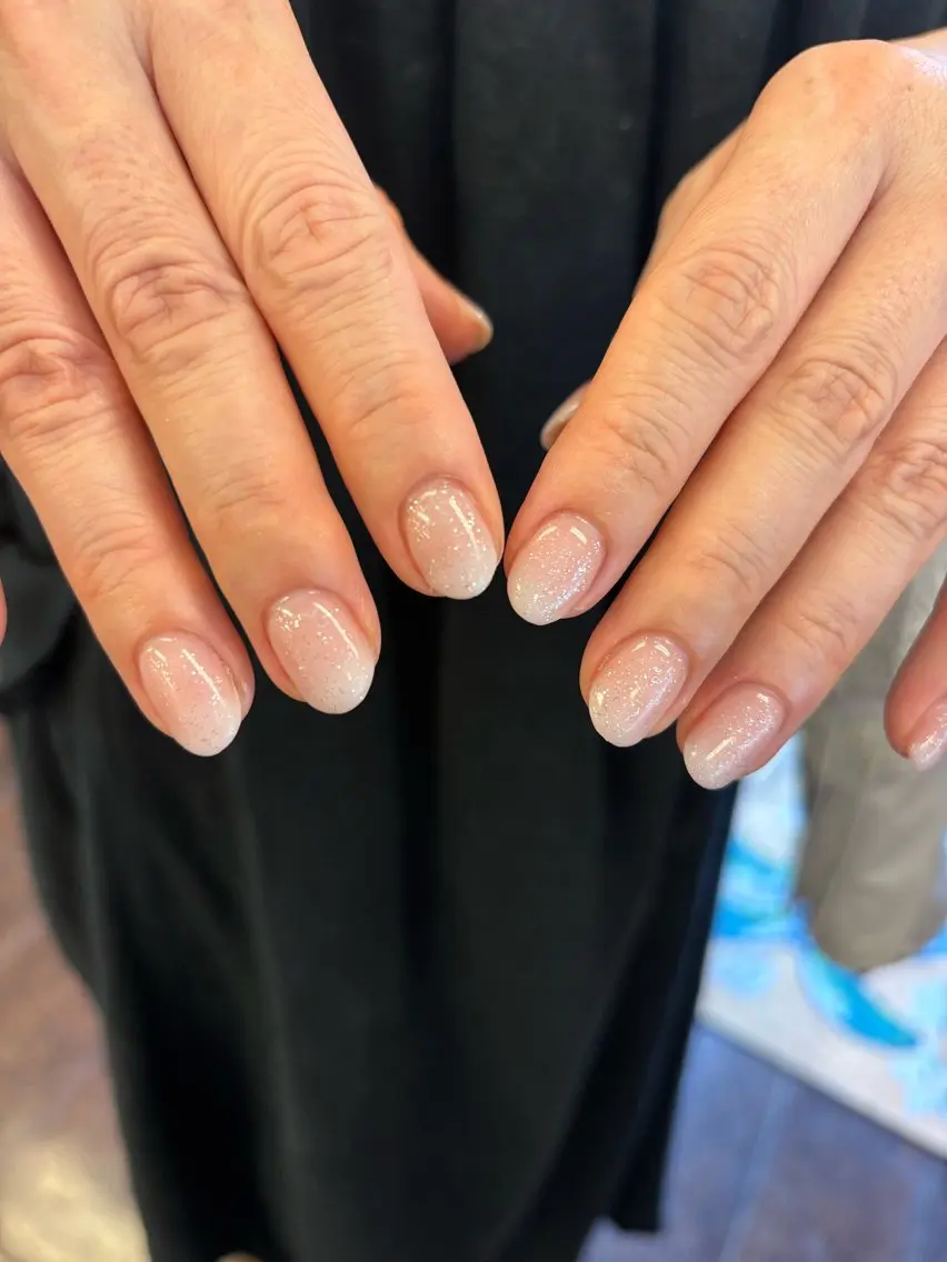 ネイル ハンドネイル AMI 美フォルムネイルのネイルデザイン
