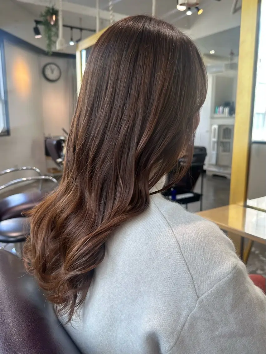 ロング カラー ベージュカラー 透明感カラー カット ヘアカラー Saki💛心斎橋 髪質改善/艶カラーのヘアスタイル
