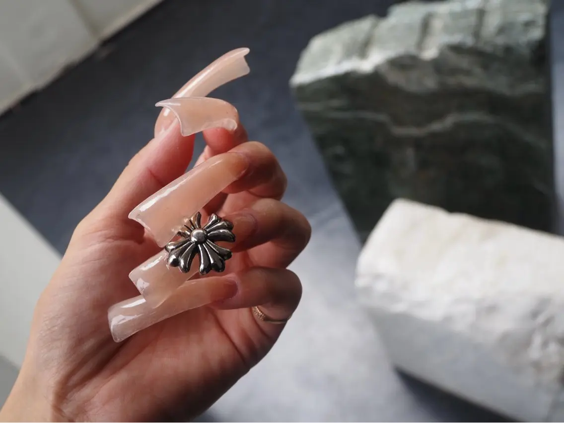 ネイル ハンドネイル ハンドケア オニカネイル 表参道A4徒歩3分のネイルデザイン