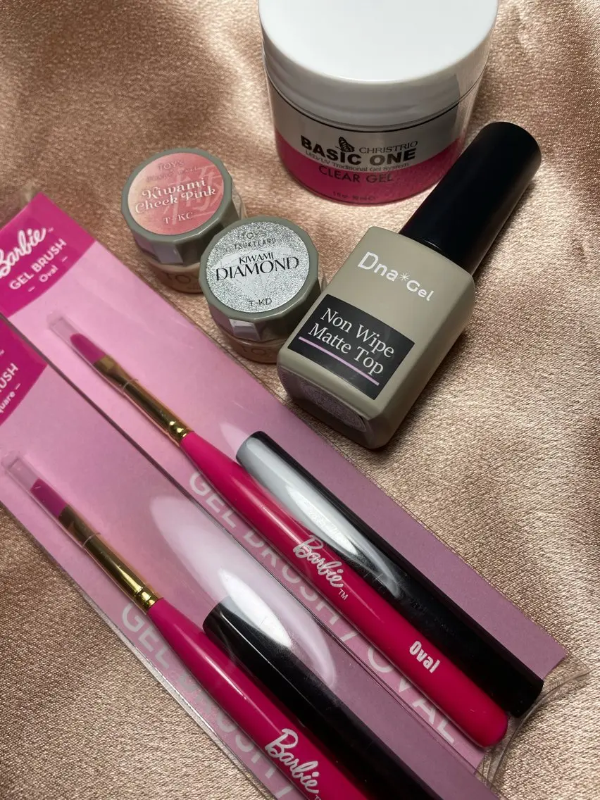 ネイル ジェルネイル ハードジェル Bavardage Nailのネイルデザイン
