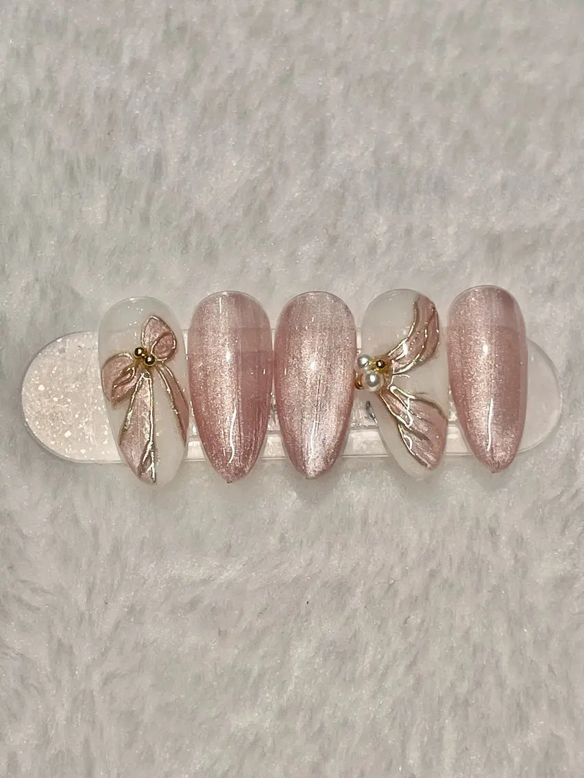 ネイル アートネイル I-nail Moeのネイルデザイン