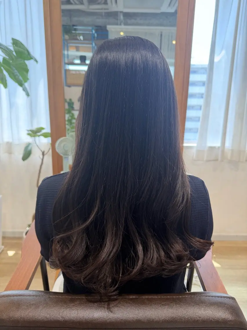 ロング カット トリートメント ヘッドスパ RENA｜透明感 カラー×癒しスパのヘアスタイル