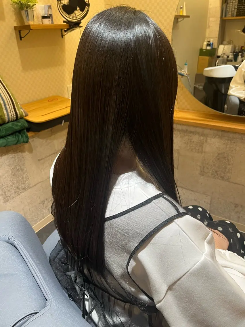 ロング パーマ カット ヘアカラー 縮毛矯正 トリートメント 大人女子&髪改善専門 Nobuフリーランスのヘアスタイル