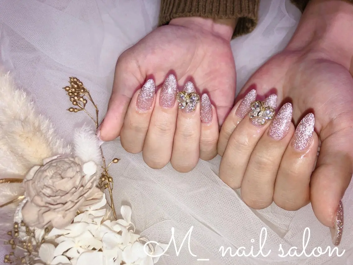 ネイル シンプルネイル M_ nail salonのネイルデザイン