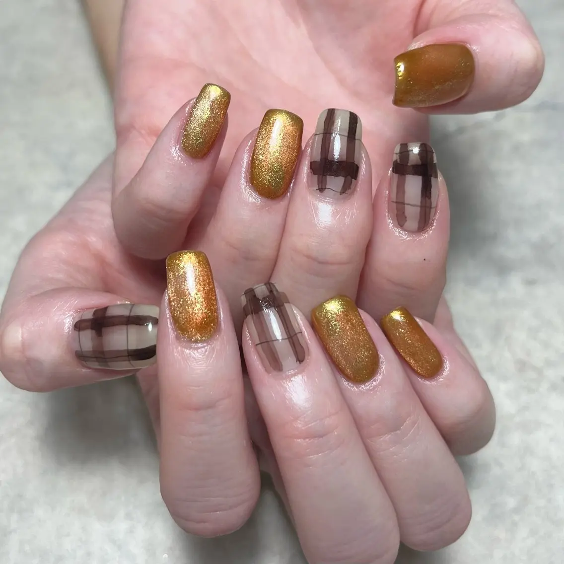 ネイル グリーン ハンドネイル vegh. nail／阿波座のネイルデザイン