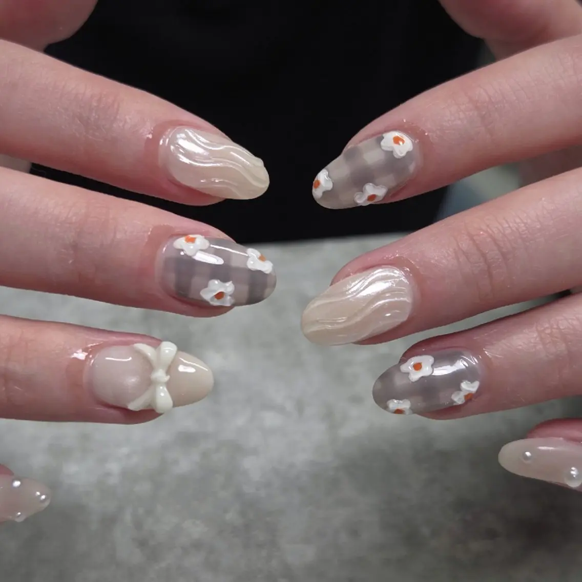 ネイル 持ち込み ハンドネイル Lia Nailのネイルデザイン