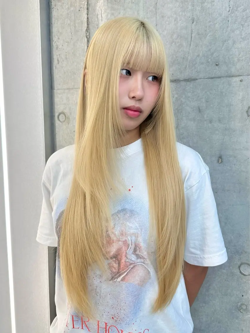 ロング カラー カット ヘアカラー ❤️ハイトーンカラー Qin🤍のヘアスタイル