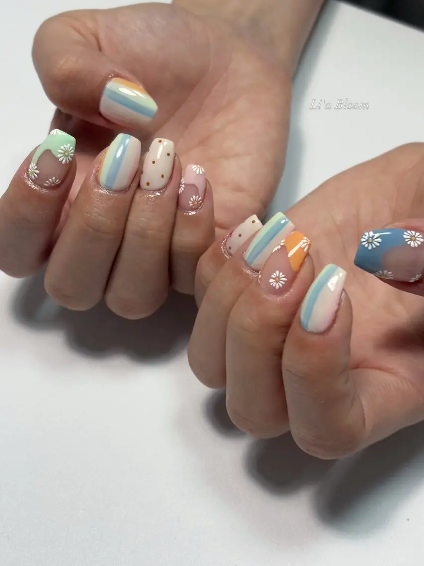 ネイル ハンドネイル 🦋🤍 madoka🤍のネイルデザイン
