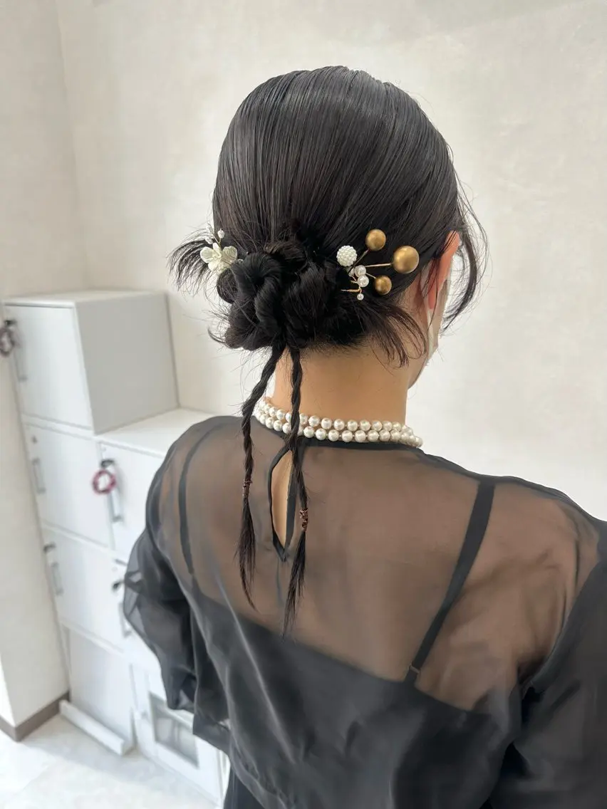 セミロング ヘアアレンジ ヘアセット アッシュカラーやアレ ンジ得意🌿RIKOのヘアスタイル