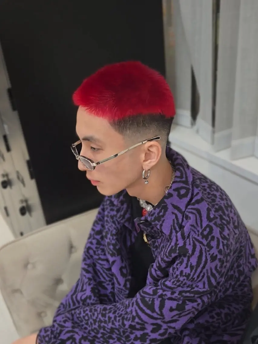 メンズ ショート カラー メンズブリーチ フェードカット ブリーチ グラデーションカラー ヘアカラー ヘアセット LEN名古屋/パーマ 海外ヘア/メンズ特化のヘアスタイル