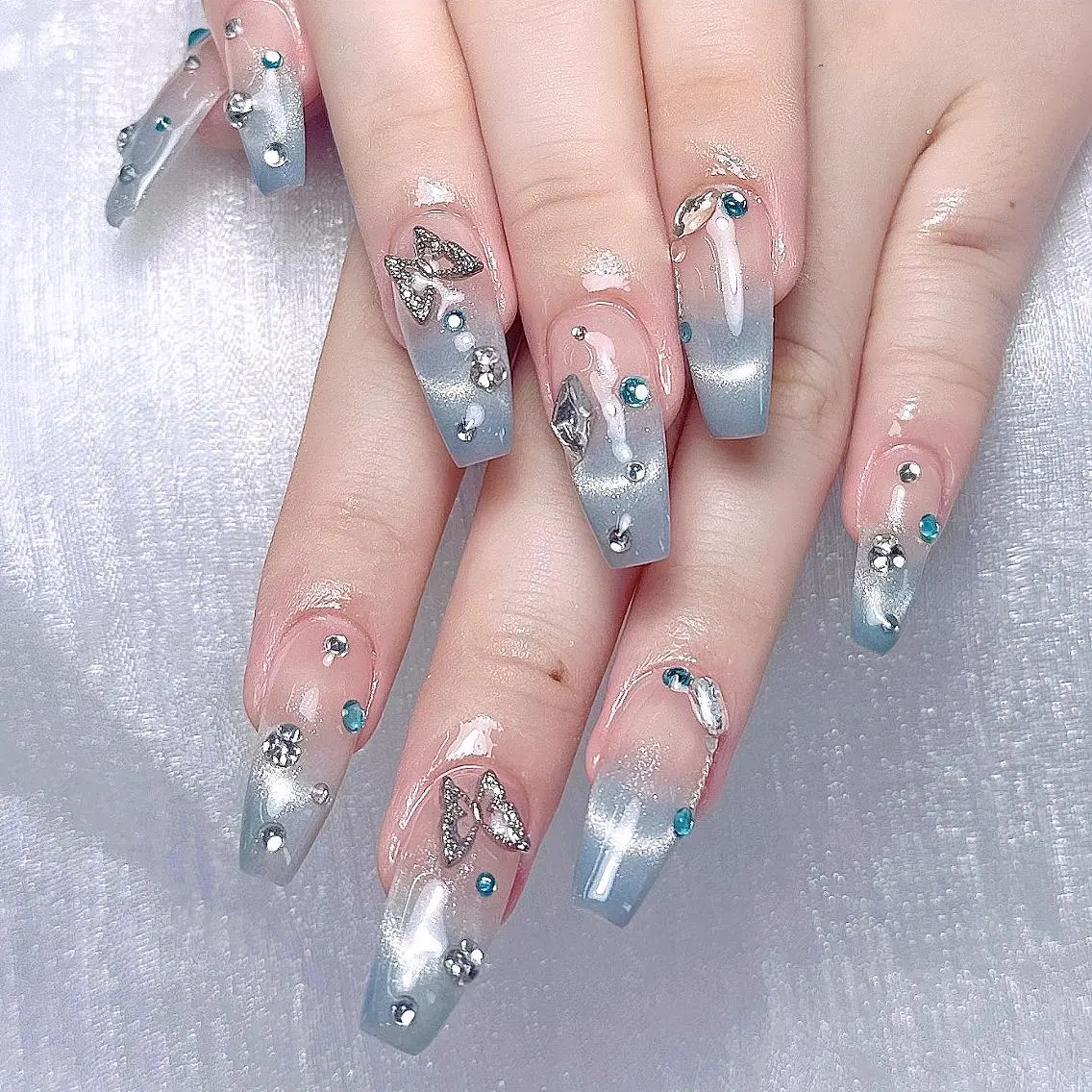 ネイル ❤️🔥長さだし専 門❤️🔥C&Bのネイルデザイン