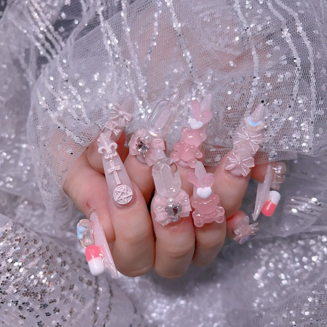 メンズ ネイル アートネイル フレンチネイル ジェルネイル キラキラネイル パラジェル ハンドネイル Bloom スカルプ専門店のネイルデザイン