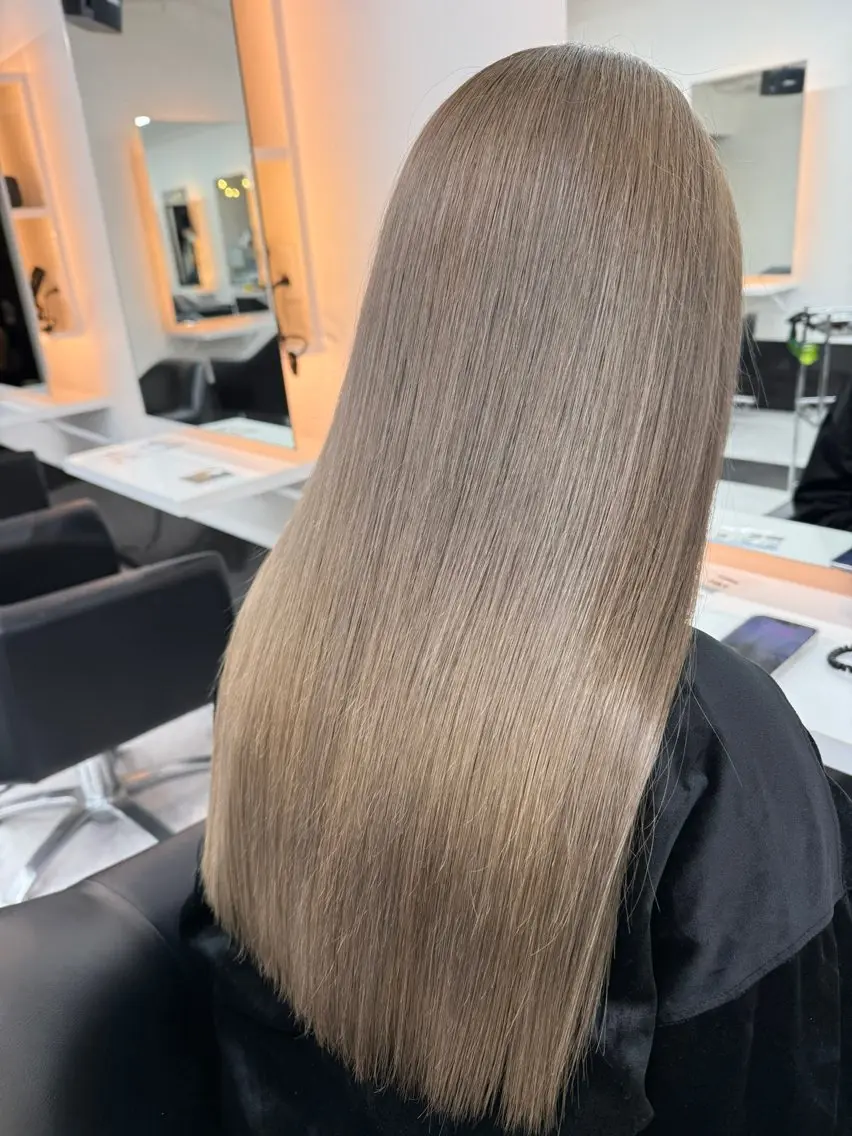 ロング カラー ALEAP owl Ainaのヘアスタイル