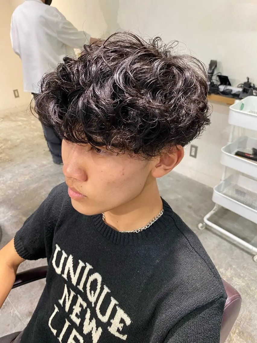 【メンズ限定🚹】🌳外国人風海外パーマ＋カット🌳🔥海外風のパーマです！軽いスタイリングでカッコよく決まります！🔥の写真