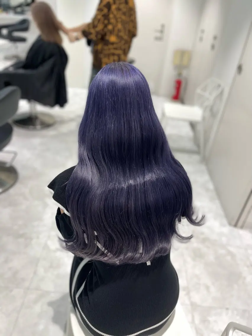 ロング カラー ブルーカラー ラベンダーカラー ヘアカラー トリートメント ヘアセット 色落ち綺麗🩰ハイ トーン🎀RINKAのヘアスタイル